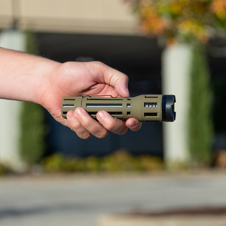 SABRE 2-in-1 Stun Gun with LED Flashlight – 1.820 µC Power, 120 Lumen Light, Rechargeable Self Defense Device